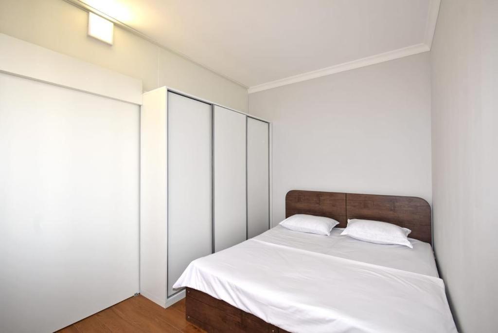 Apartamento 74/3New Building In The Center Of The Capital Ereván Exterior foto