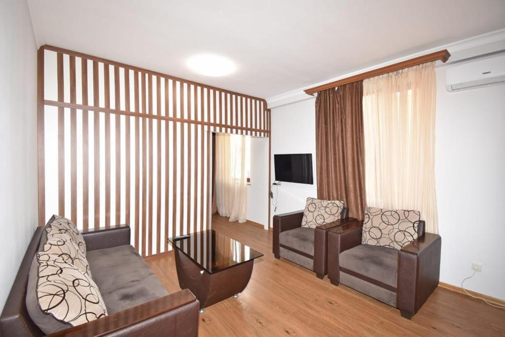 Apartamento 74/3New Building In The Center Of The Capital Ereván Exterior foto